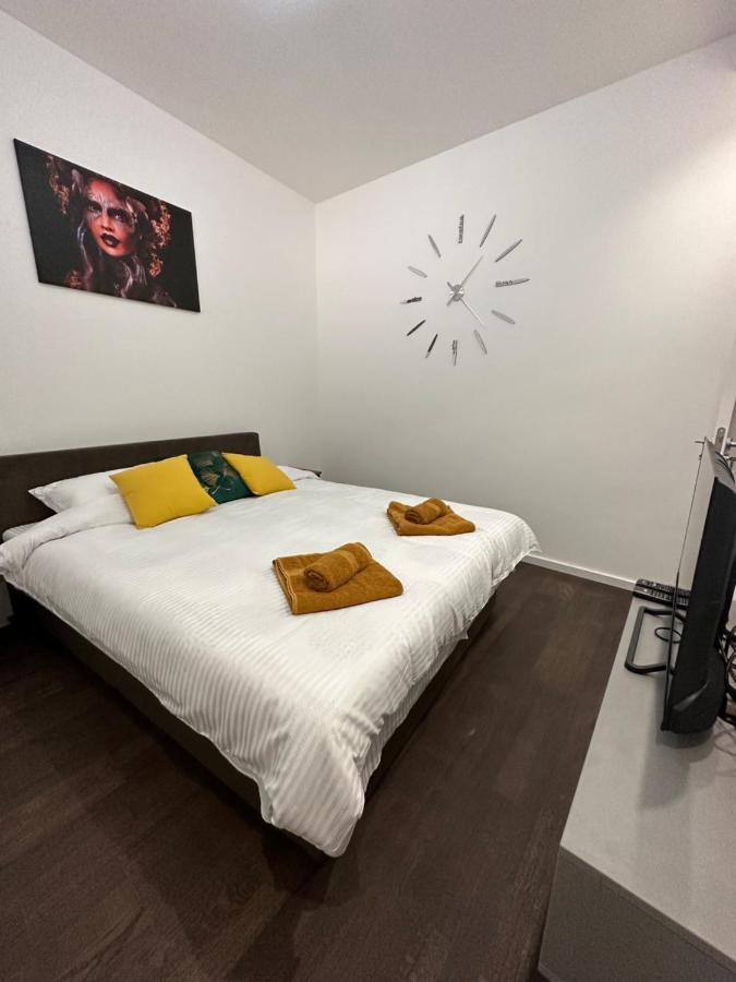 Dream Apartments Ni Esterno foto